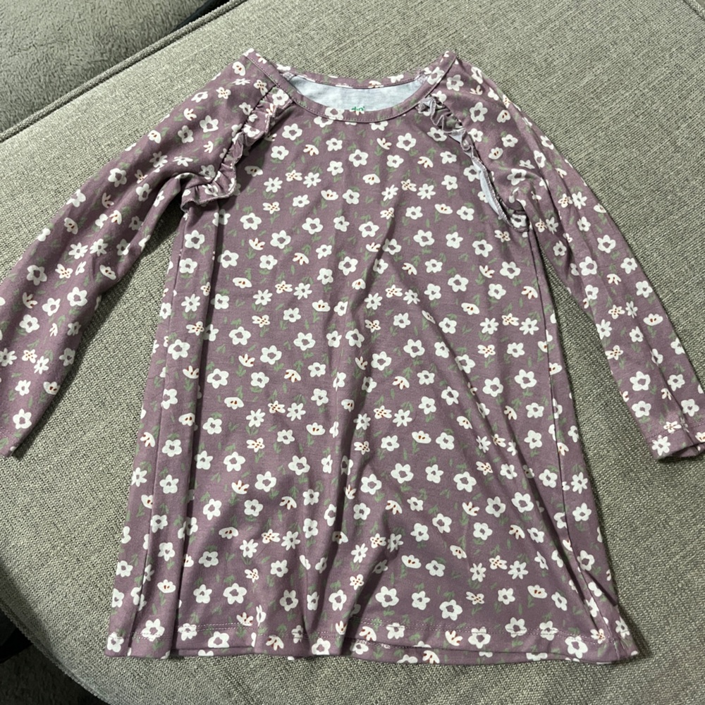 Flower nightgown